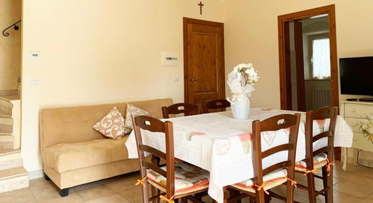 La Collina Apartment Monsampietro Morico ห้อง รูปภาพ